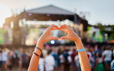 Festival Essentials 2025: Diese 4 Must-haves machen dein Festival unvergesslich